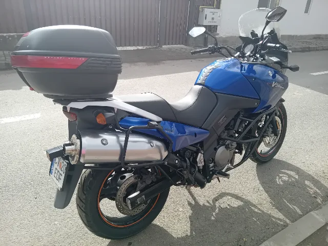 Suzuki V Strom DL 650 – fotografia 2 din 6