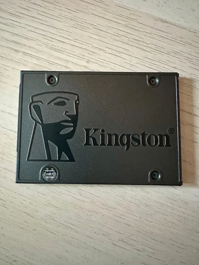 SSD Kingston A400 SATA capacitate 960GB – fotografia 2 din 2