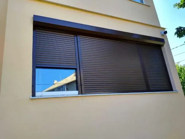 Rulouri exterioare pe comandă – fotografia 5 din 5