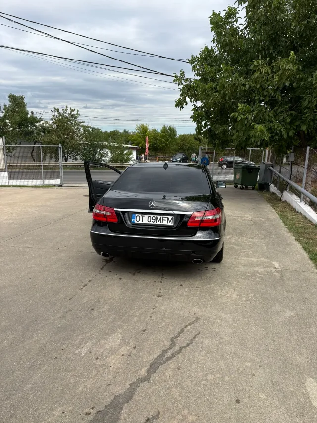 Mercedes E Klass 2011 3.0 V6 – fotografia 3 din 8
