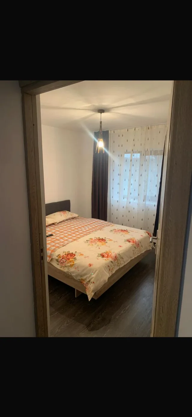 Vand apartament decomandat 54mp recent renovat – fotografia 4 din 4