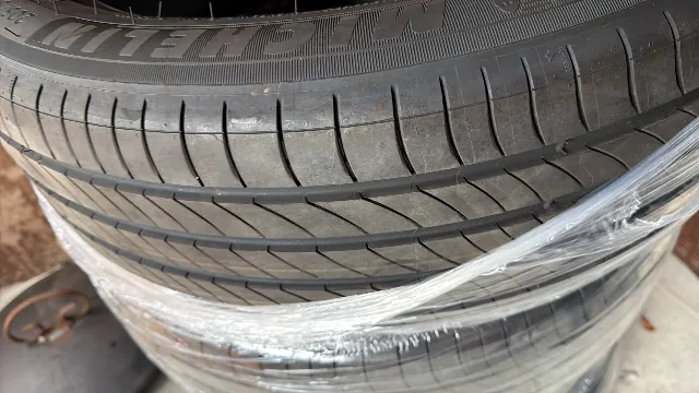 Cauciucuri Michelin – fotografia 5 din 5