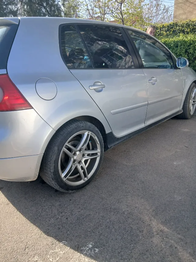Volkswagen Golf – fotografia 3 din 4