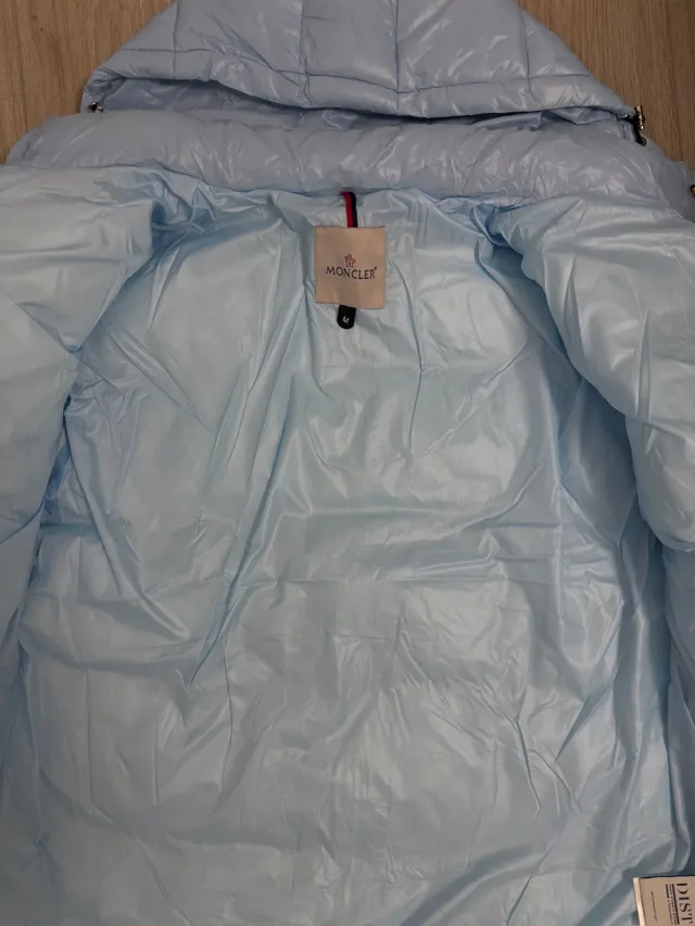 Geacă Moncler Maya baby blue – fotografia 4 din 8
