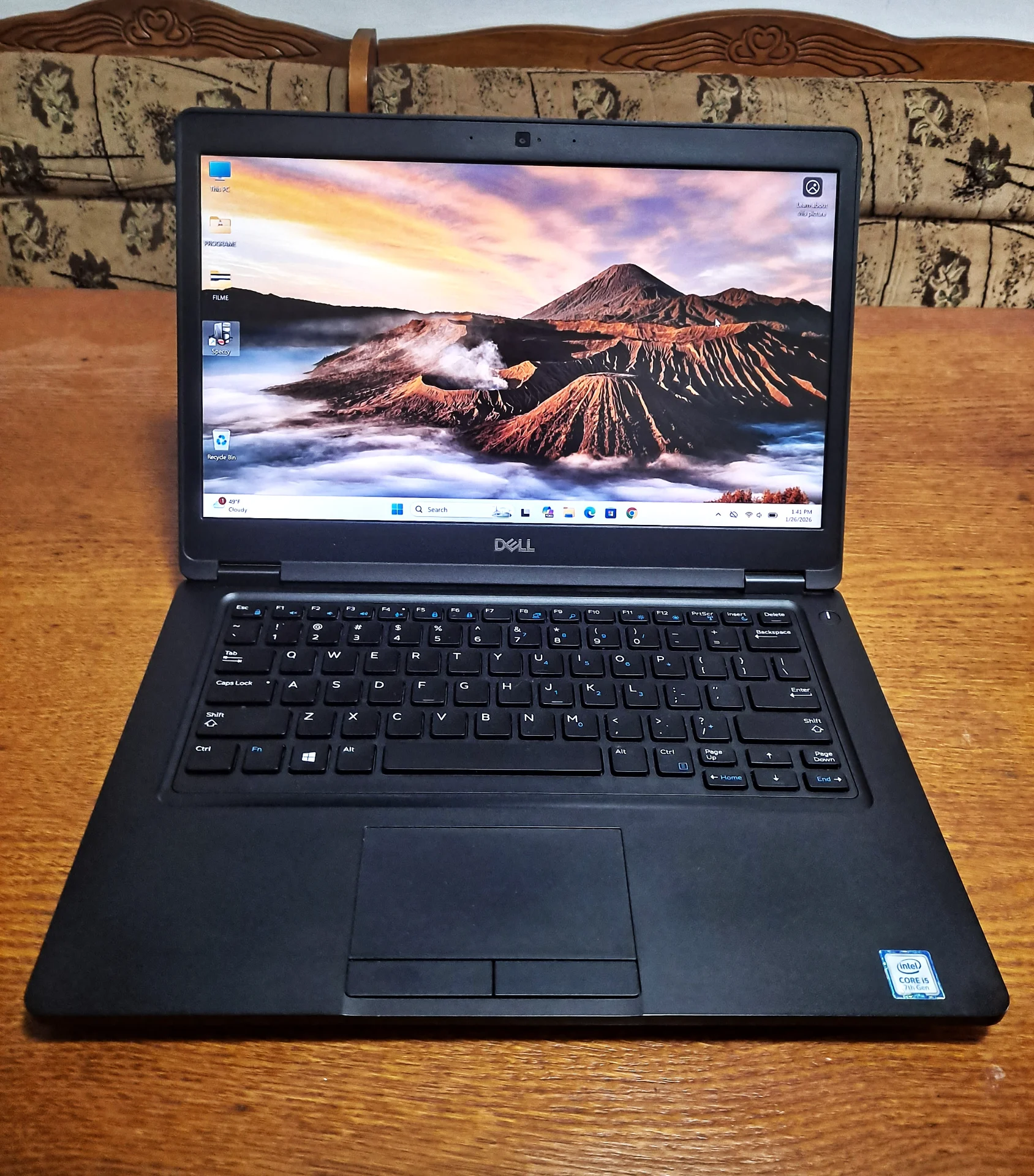 Vand laptop Dell Latitude 5490--14" FHD--i5-7300U--8GB DDR4--120GB SSD NOU tip NVME – fotografia 1 din 7