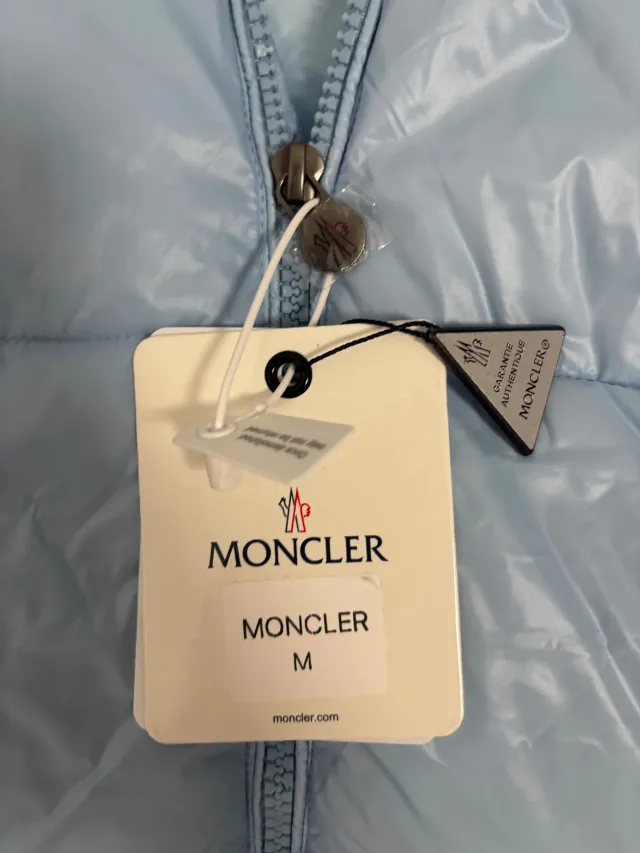 Geacă Moncler Maya baby blue – fotografia 3 din 8