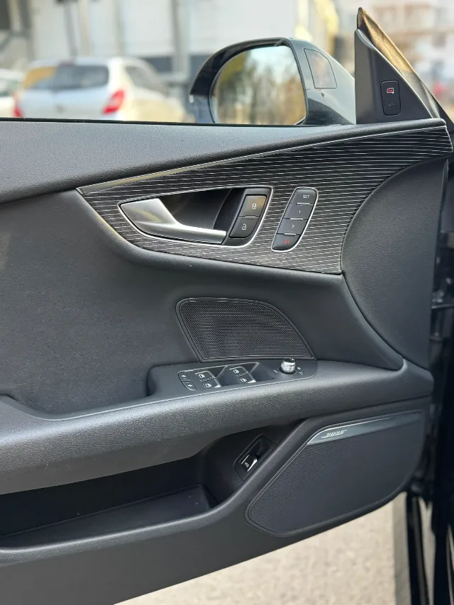 Avariat Audi a7 competition quattro4x4 – fotografia 6 din 8