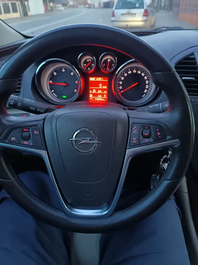 Opel Insignia 2012 – Targoviste, Dâmbovița