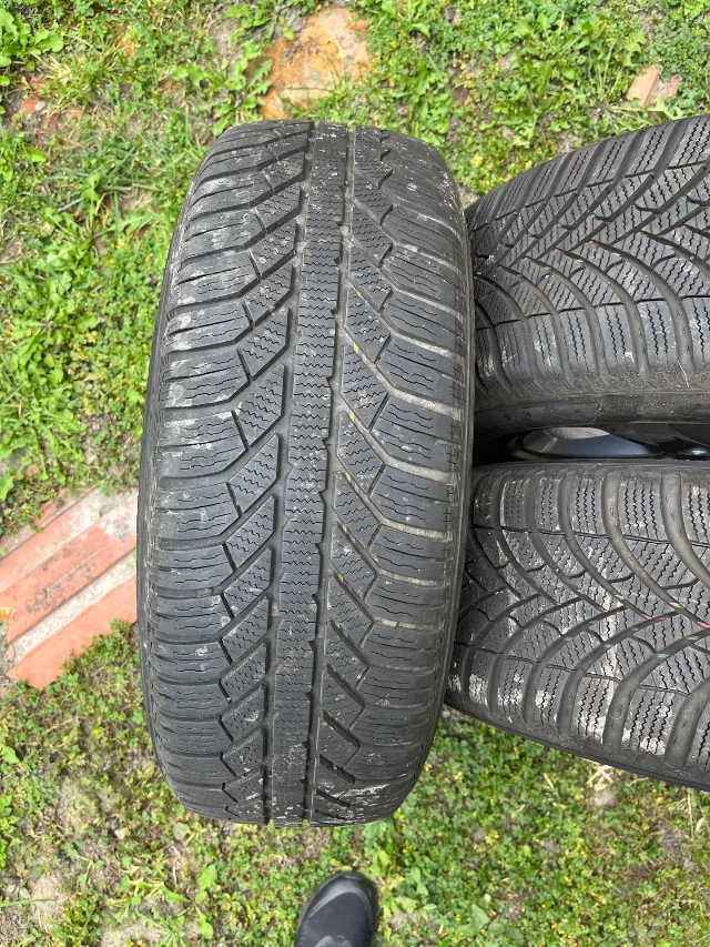 Jante aliaj Ford cu cauciucuri iarnă 205.60.16 – fotografia 6 din 8