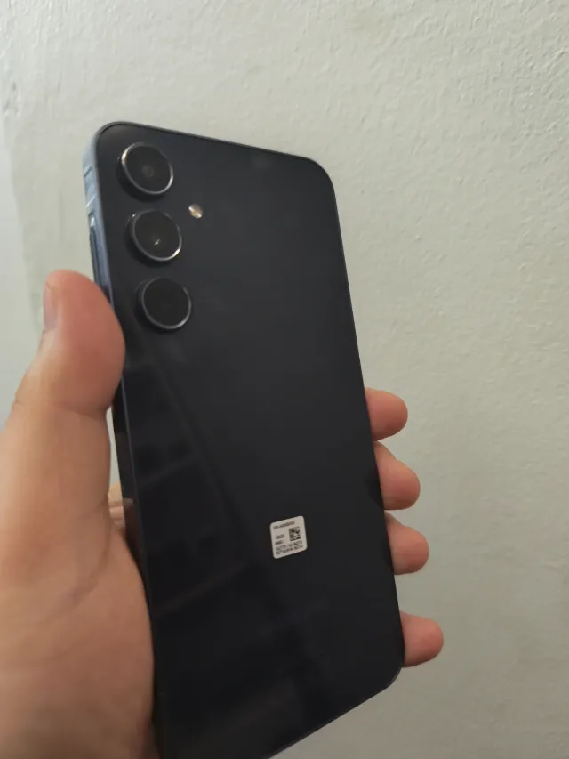 Samsung A55 5G – fotografia 2 din 2