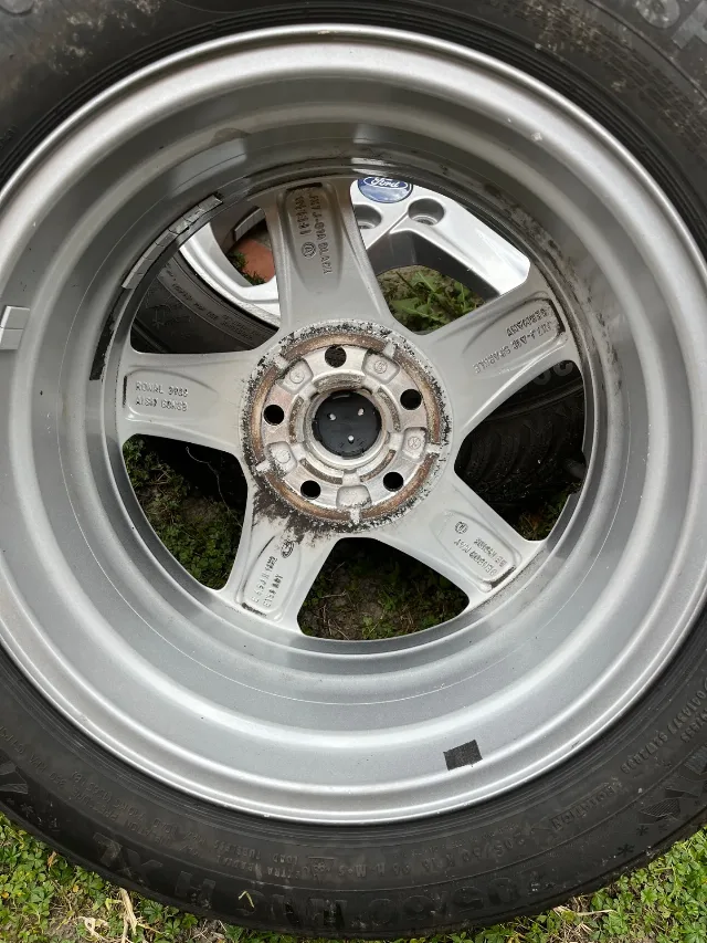Jante aliaj Ford cu cauciucuri iarnă 205.60.16 – fotografia 4 din 8