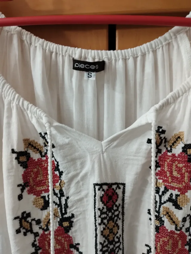 Ie tradiționala Oltenia – fotografia 3 din 6