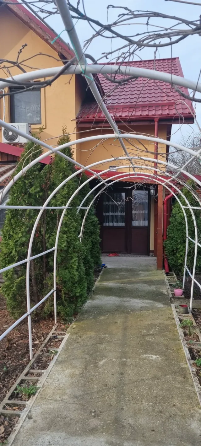Casa de vinzare – fotografia 5 din 8