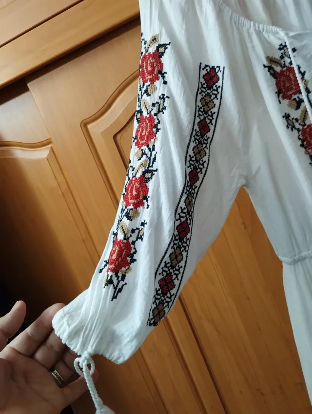 Ie tradiționala Oltenia – fotografia 4 din 6