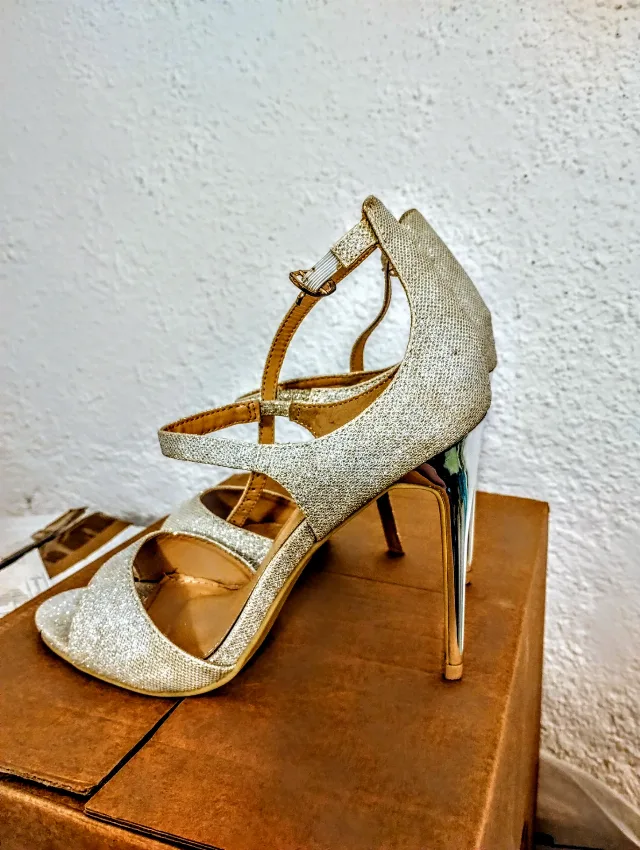 Pantofi dama – fotografia 1 din 3