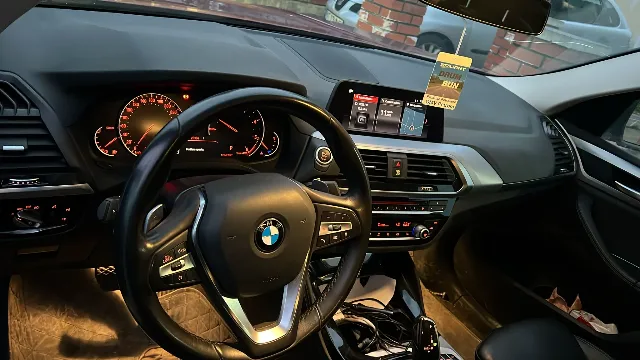 Vând BMW x4 2020 mild hibrid diesel 48 500 km – fotografia 6 din 7