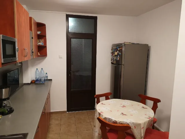 Proprietar vând apartament – fotografia 8 din 8