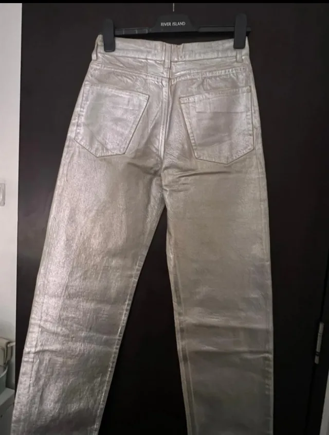Pantaloni zara,purtati de cateva ori – fotografia 2 din 4