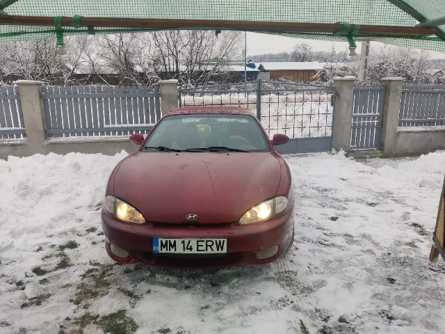 Hyundai Coupe – fotografia 4 din 4