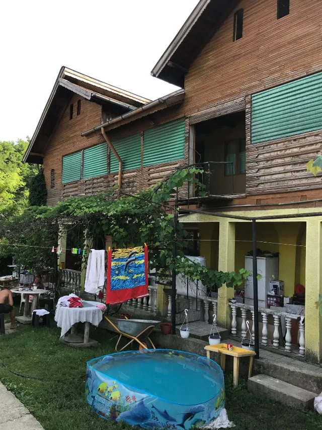 vand casa cu livada – Soimari, Prahova