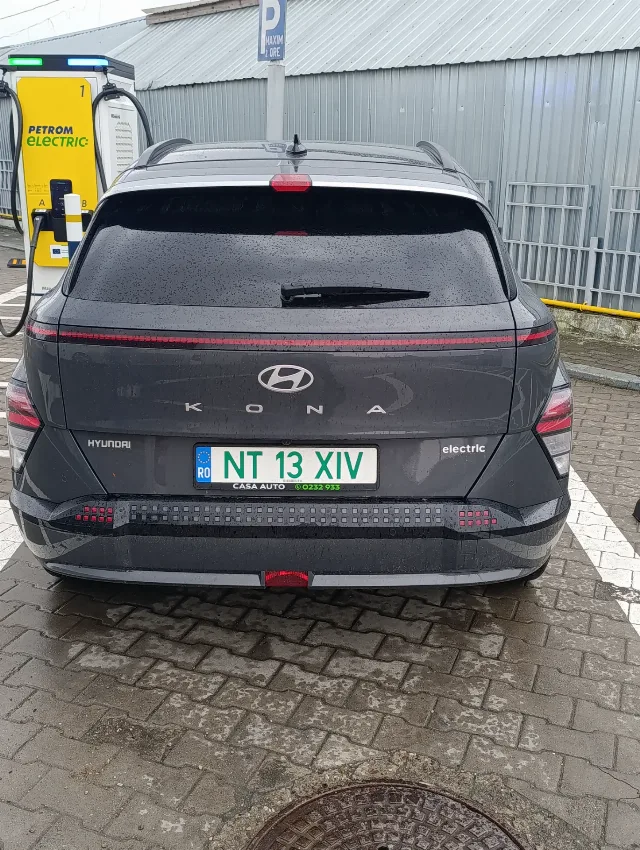 hyundai kona 2025 – fotografia 2 din 5