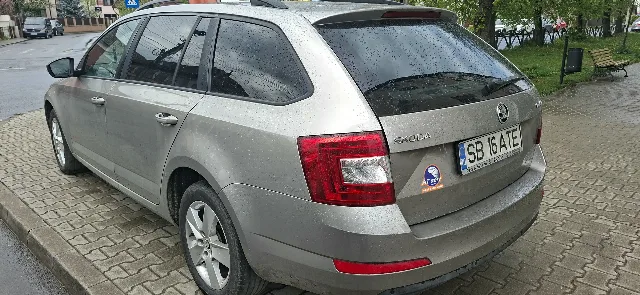 Skoda Octavia 3 – fotografia 2 din 5