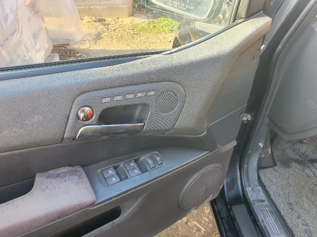 Ssangyong kiron – fotografia 5 din 6
