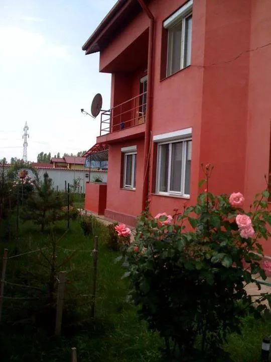 Vand sau schimb vila p+1-+mansaeda locuibila in Rosu,Chiajna – Rosu, Ilfov