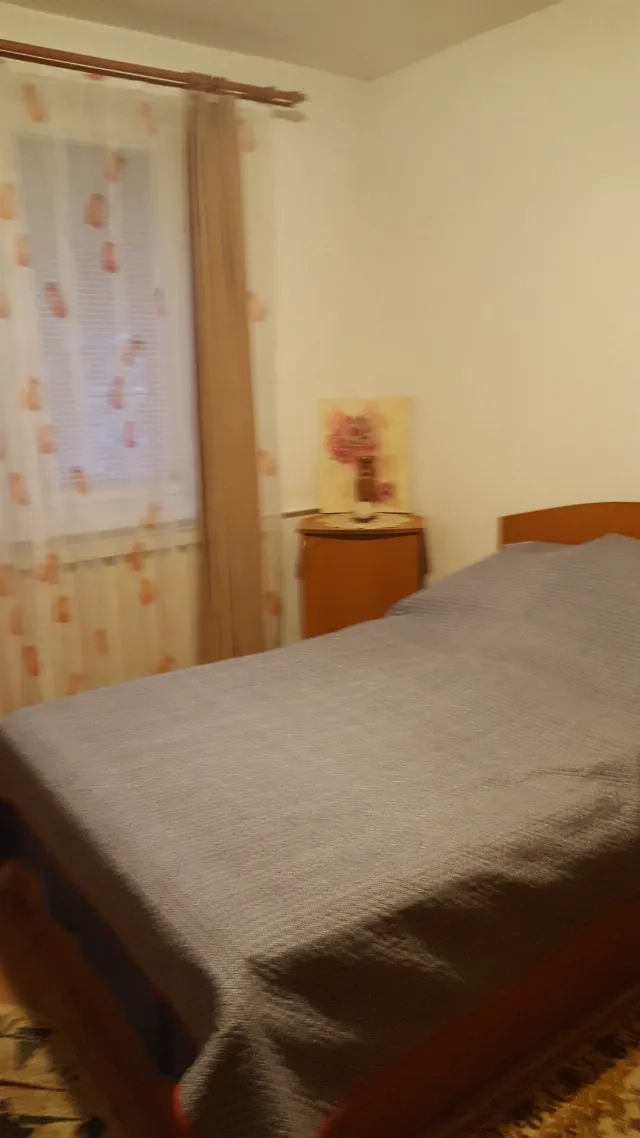 Vand apartament 3 camere cf.1 decomandat  Rahova-Sebastian str.Tutunari – fotografia 7 din 8