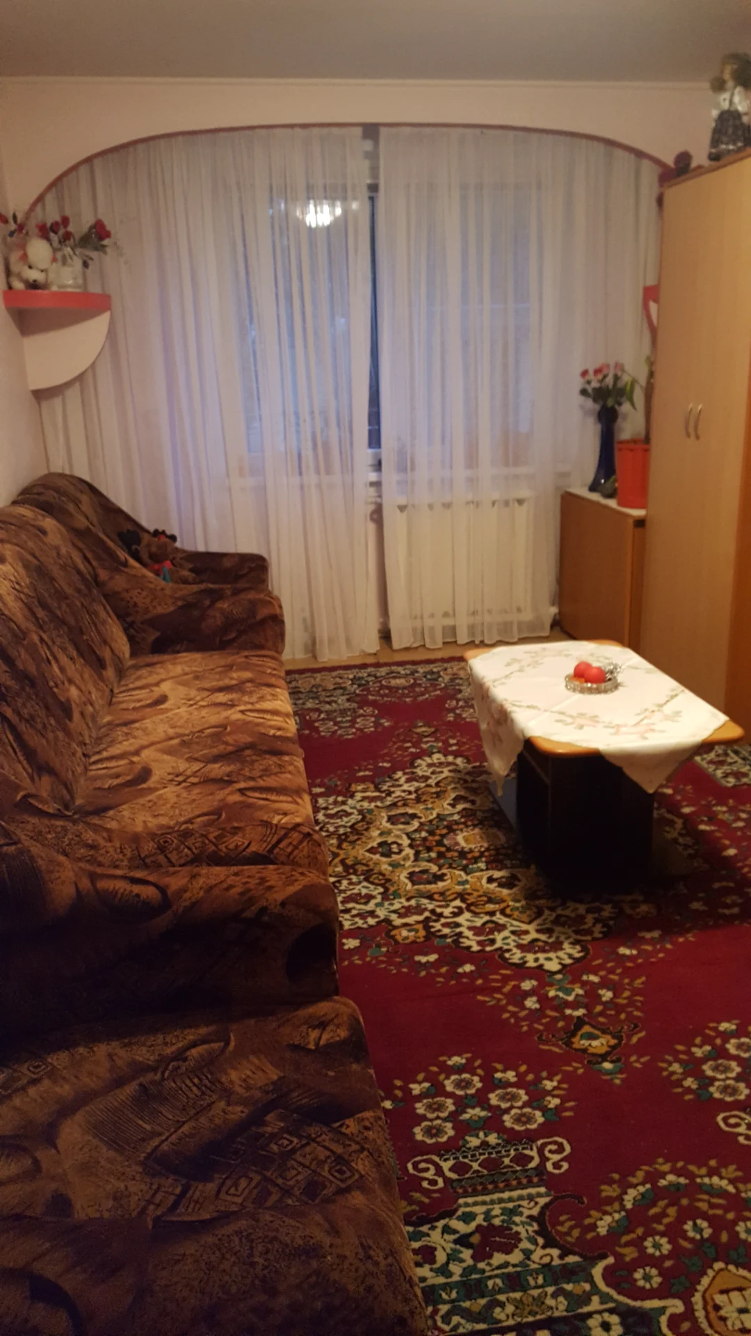Vand apartament 3 camere cf.1 decomandat  Rahova-Sebastian str.Tutunari – fotografia 5 din 8