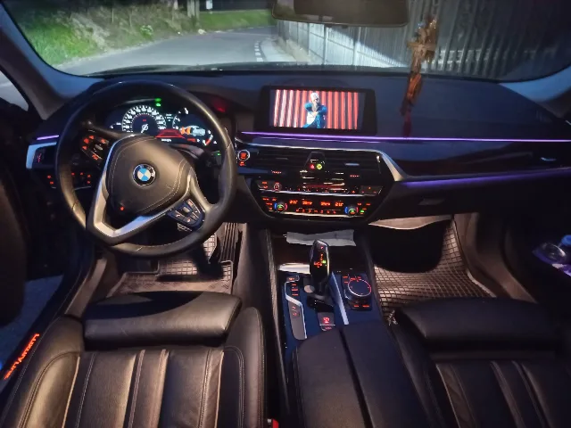 BMW G30 520 X DRIVE LUXURI LINE – fotografia 5 din 8