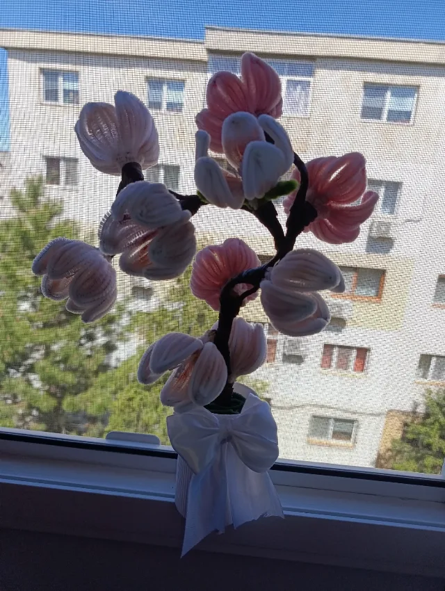 Flori din sârmă plusata și saten – fotografia 5 din 8