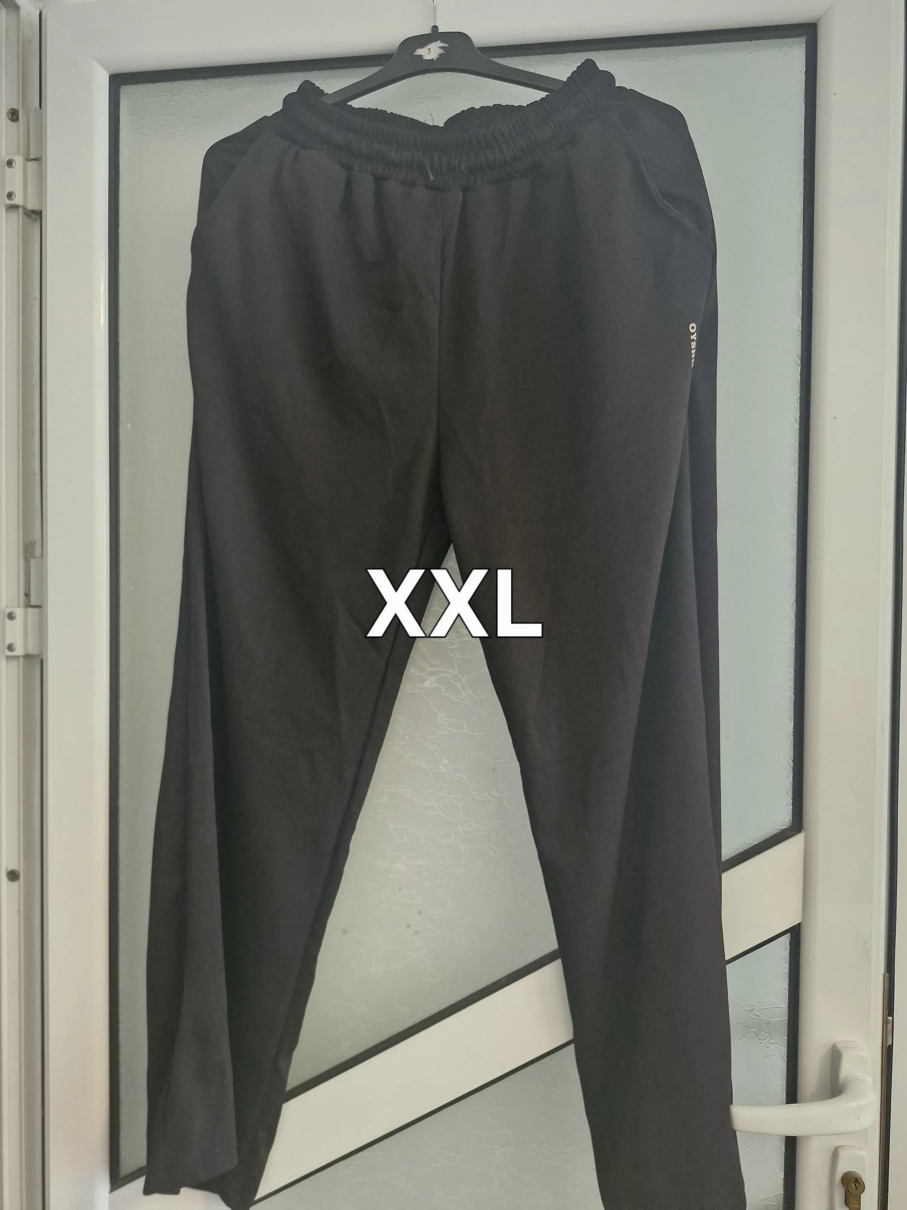 Pantaloni evazați – fotografia 1 din 7