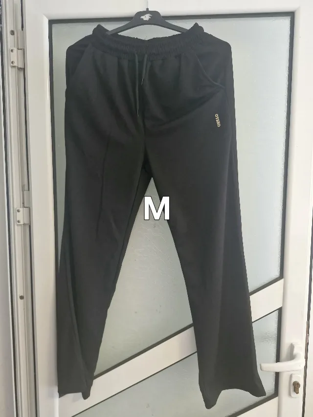 Pantaloni evazați – fotografia 5 din 7