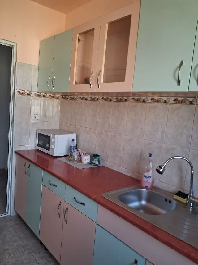 Inchiriez apartament 3 camere complet utilat zona ultracentrala – fotografia 4 din 8