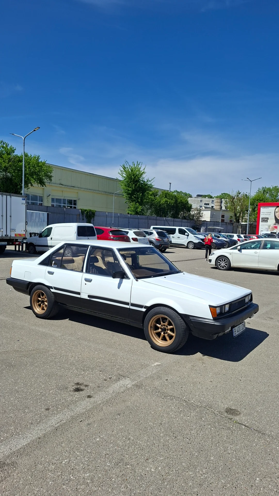 Toyota Carina – fotografia 1 din 8