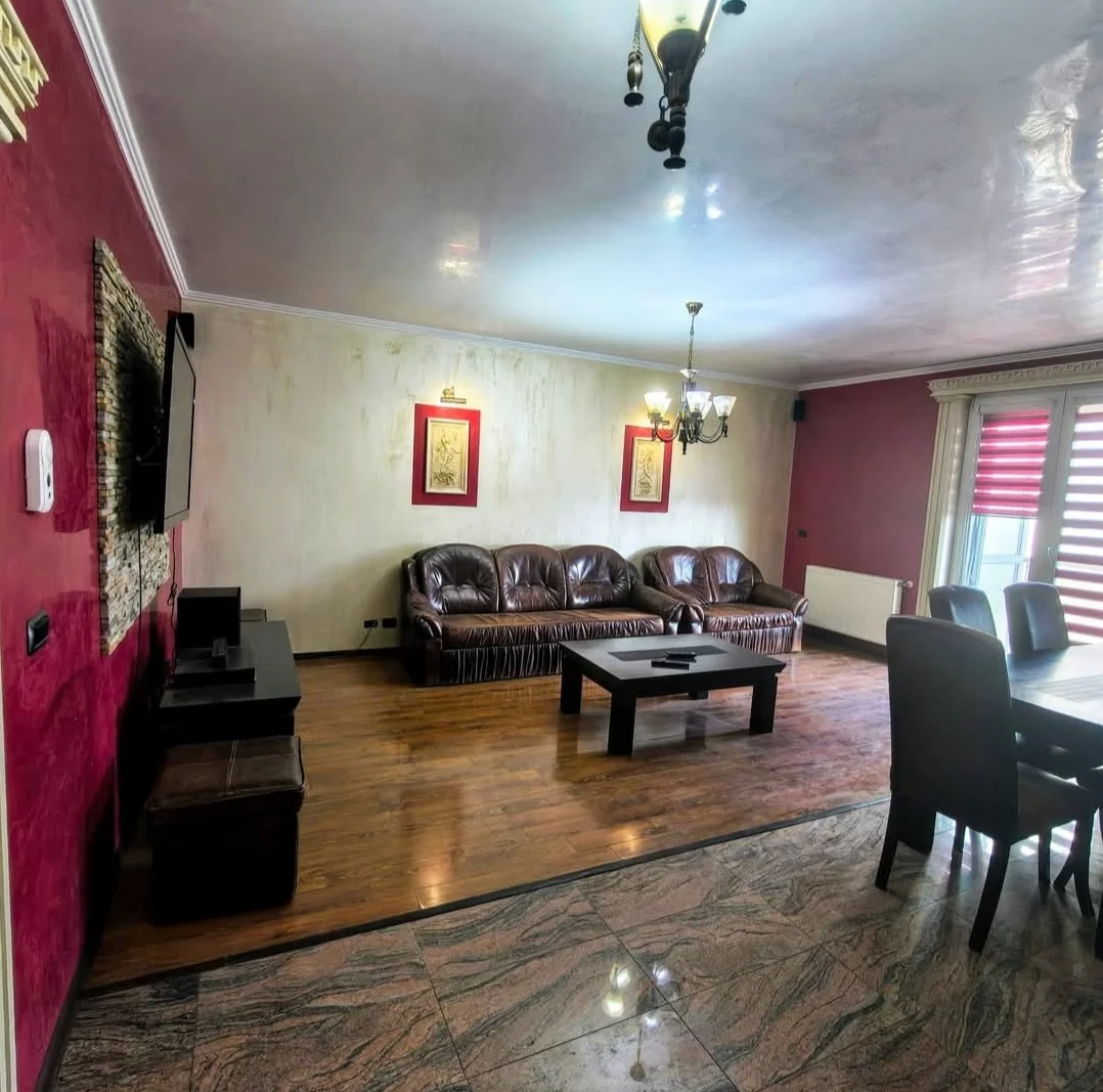 Apartament 2 – fotografia 1 din 8