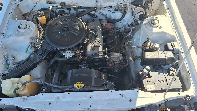 Toyota Carina – fotografia 6 din 8