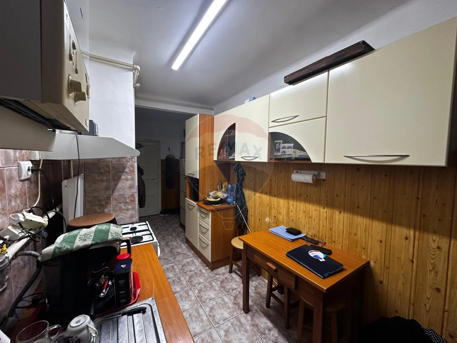 Vind apartament urgent – fotografia 1 din 4