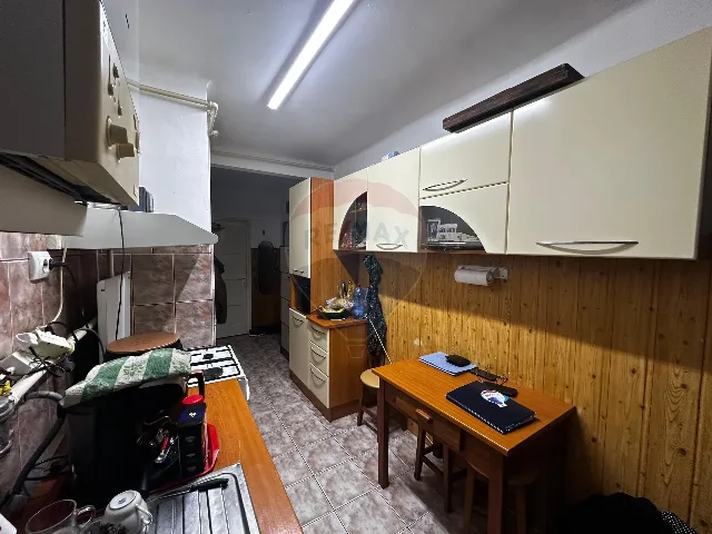 Vind apartament urgent – fotografia 1 din 4