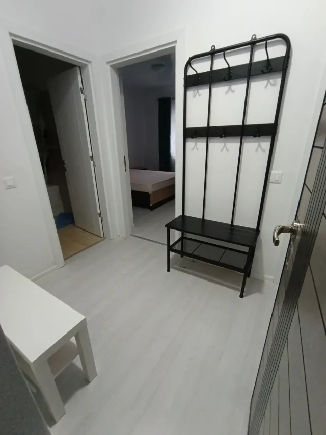 Proprietar, inchiriez apartament 2 camere (1 dormitor si 1 living), in zona Pallady – fotografia 1 din 8