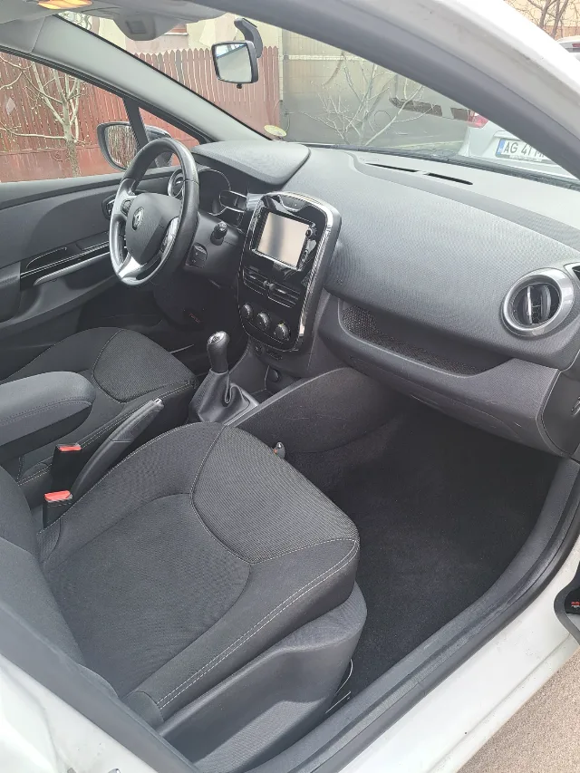 Clio Estate,1.5dci,Daylight led – fotografia 6 din 8
