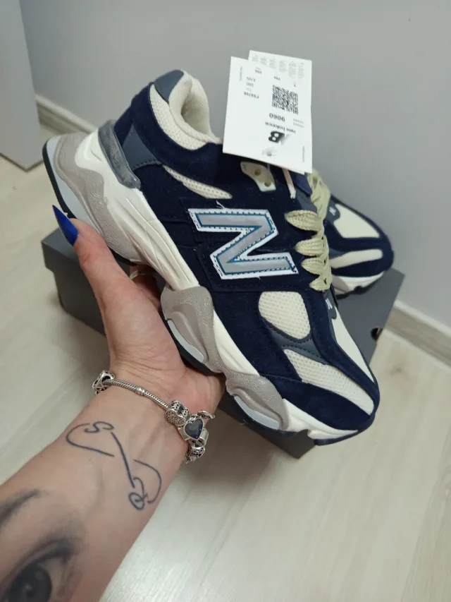 Adidași Newbalance 9060 – fotografia 1 din 7