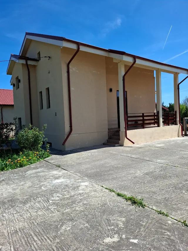 Vindem vila d.p.m – Ovidiu, Constanța