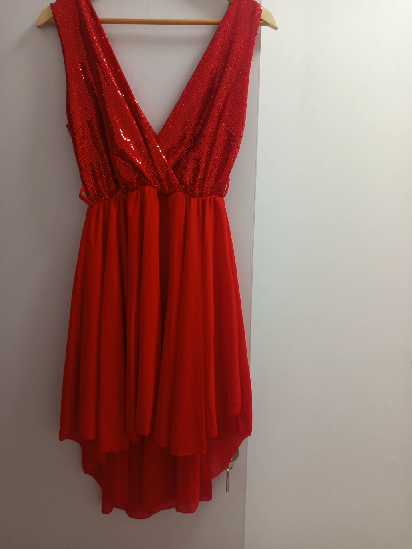 Rochie eleganta, mărimea S-M – fotografia 1 din 8
