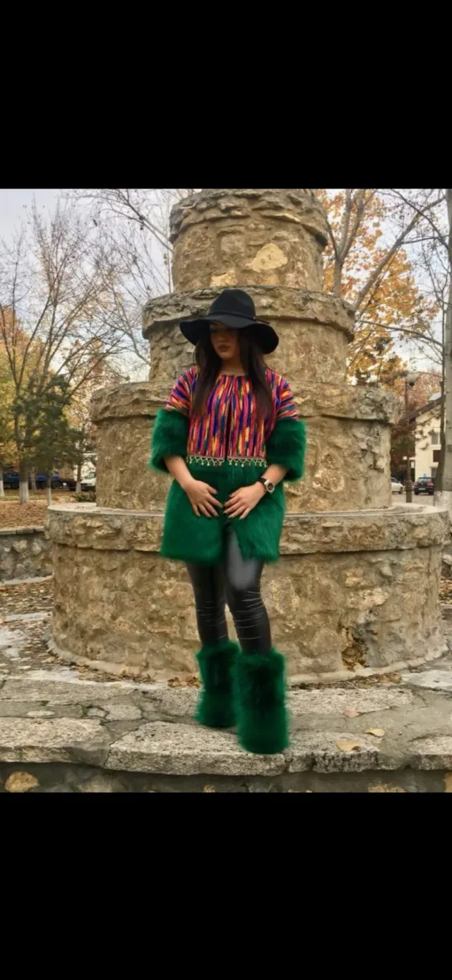 Haină cu model special – Pitesti, Argeș