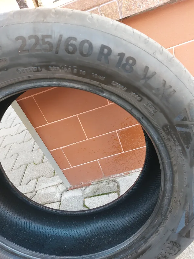 Anvelope vara continental 225/60/18 – fotografia 3 din 8