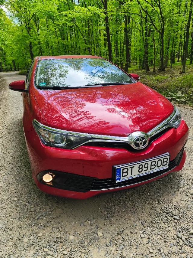 Toyota Auris 2015 euro 6 – fotografia 4 din 8