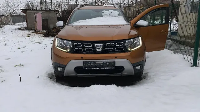 Vând Dacia duster an 2018 1.5dci 4x4 110cp – fotografia 4 din 8