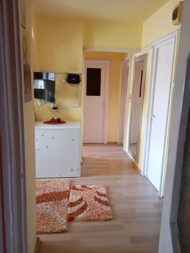 Vând apartament in Sighisoara sau schimb cu casă – fotografia 3 din 8